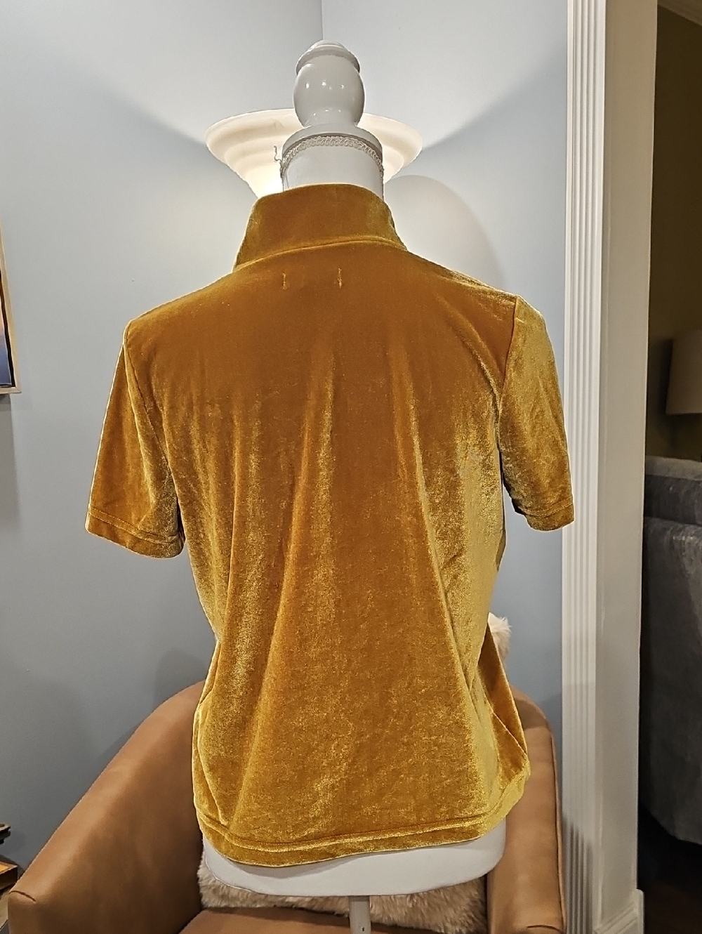 Madewell Mock Neck Velvet Top In Goldenrod Sz S EUC - Picture 4 of 12